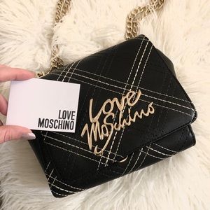 MOSCHINO PURSE!!